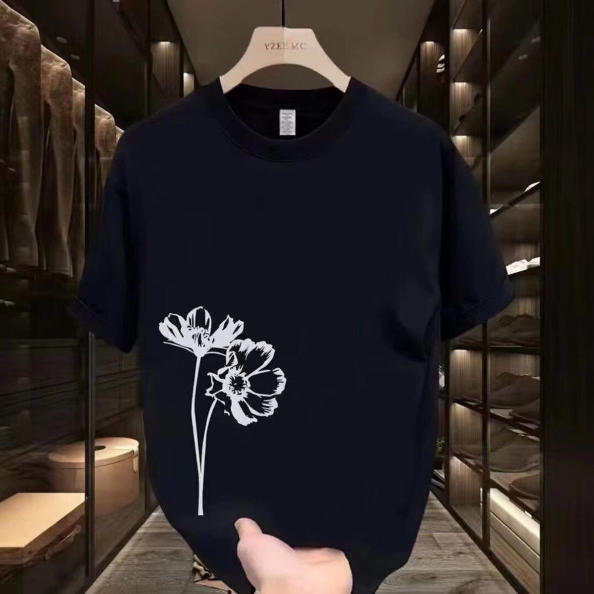 Men Printed Raw Edge T-shirt