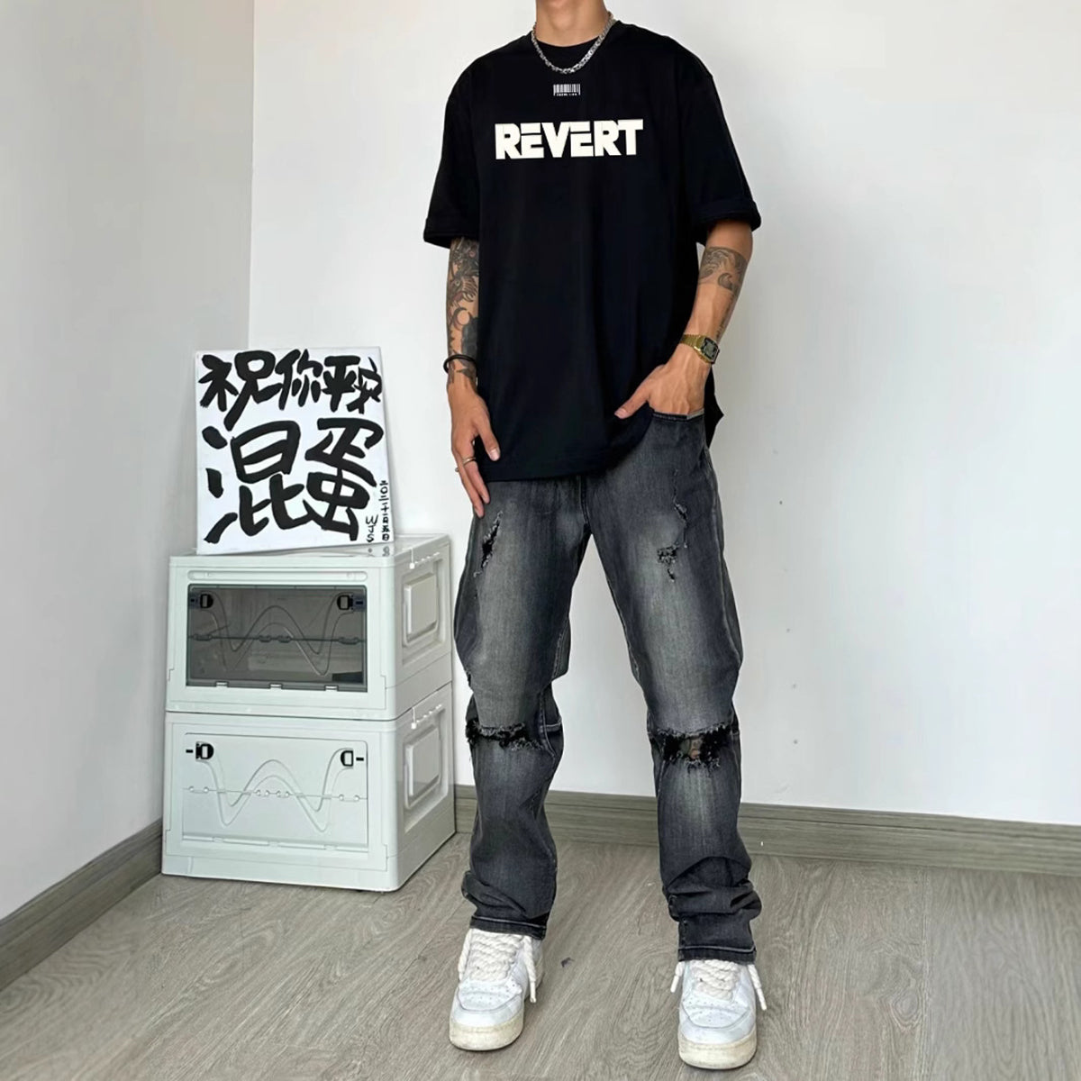 Men Typography Printed Raw Edge T-shirt