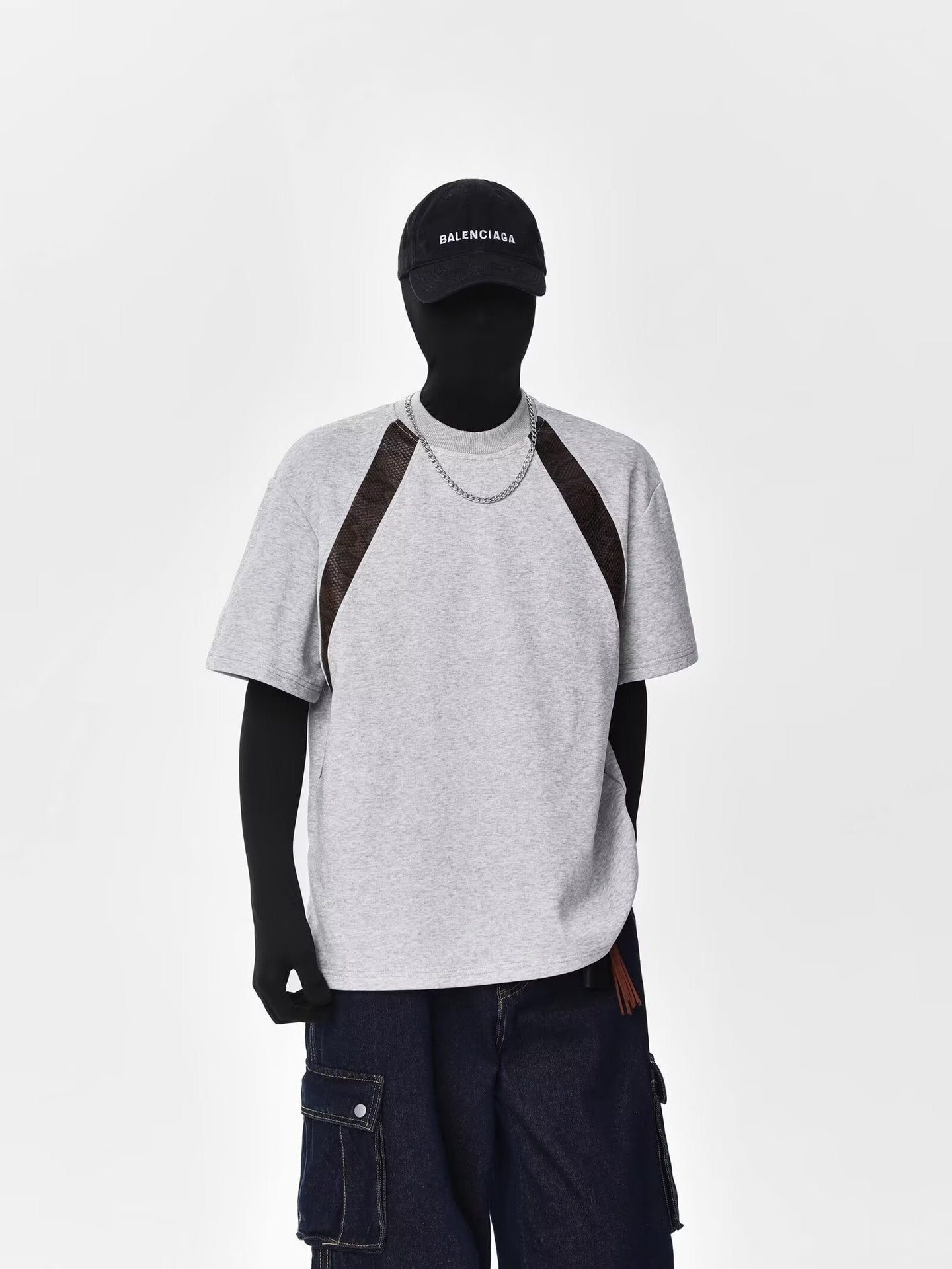 Colourblocked Round Neck Relaxed Fit T-Shirt