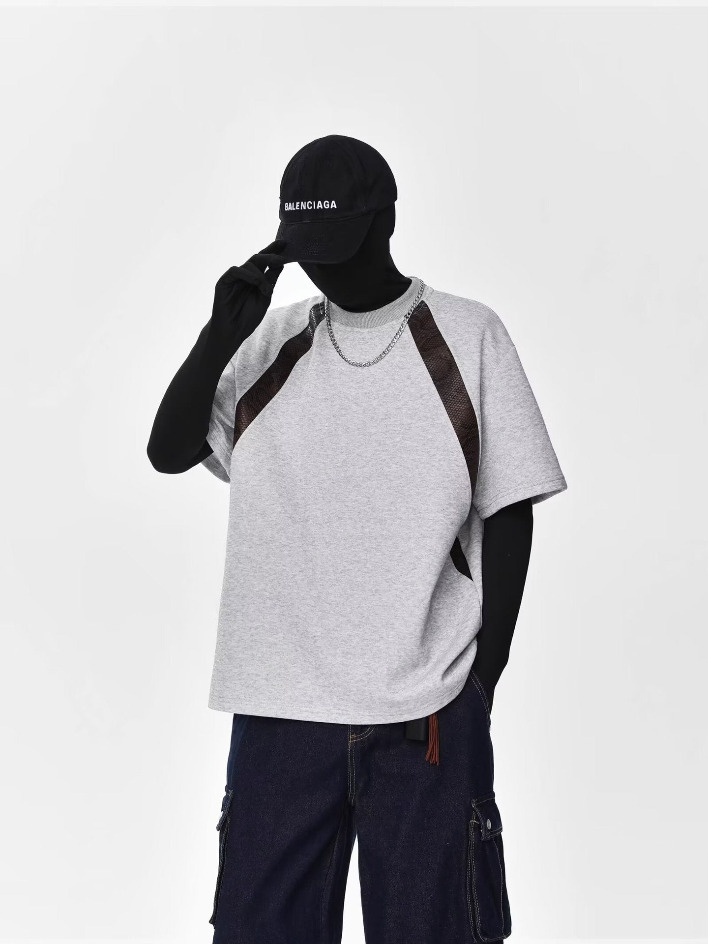 Colourblocked Round Neck Relaxed Fit T-Shirt