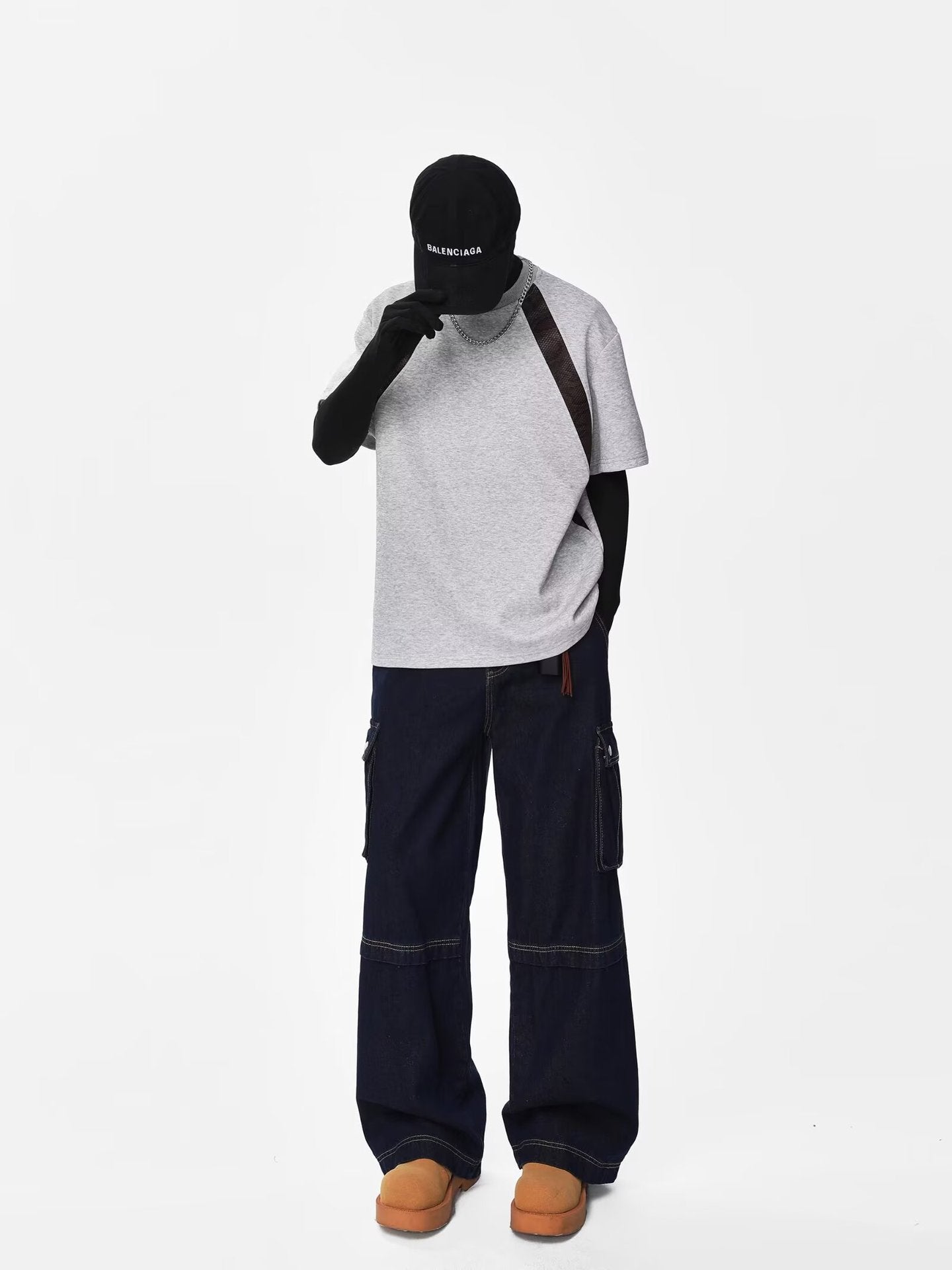 Colourblocked Round Neck Relaxed Fit T-Shirt