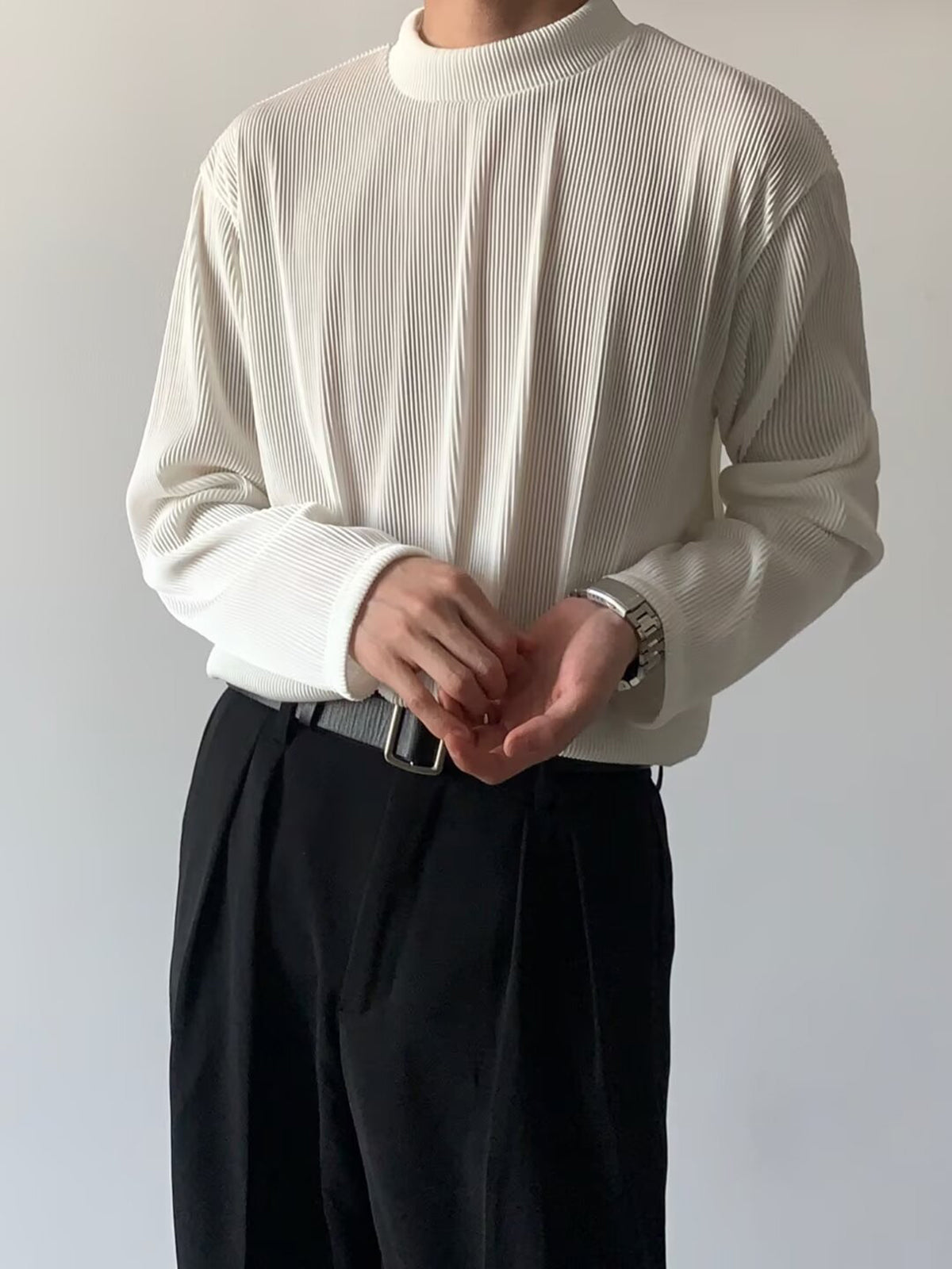 Men Self Design Round Neck T-shirt