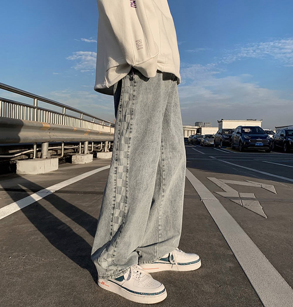 Men Relaxed Fit Light Fade Jeans