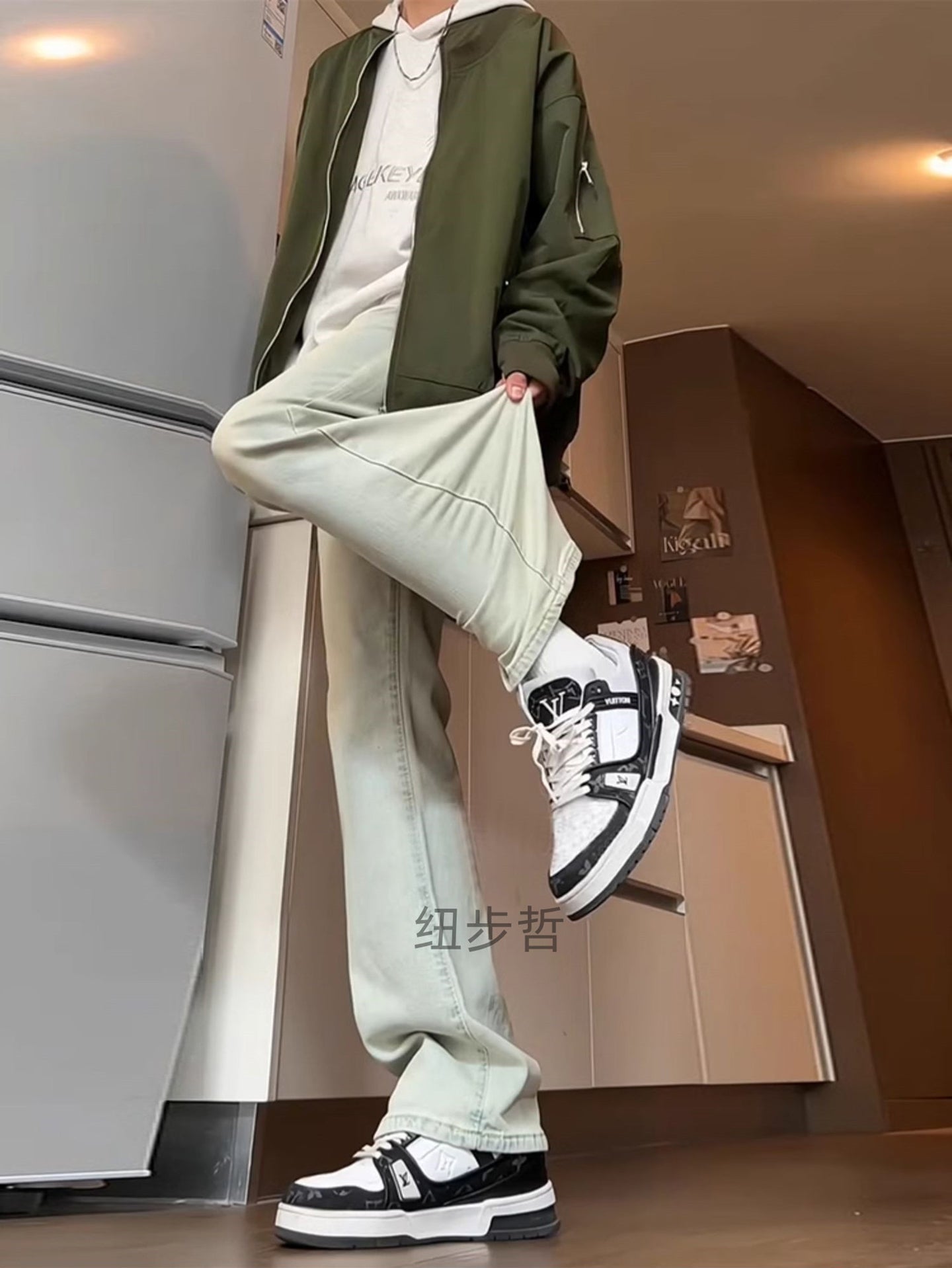 Men Light Fade Cotton Jeans