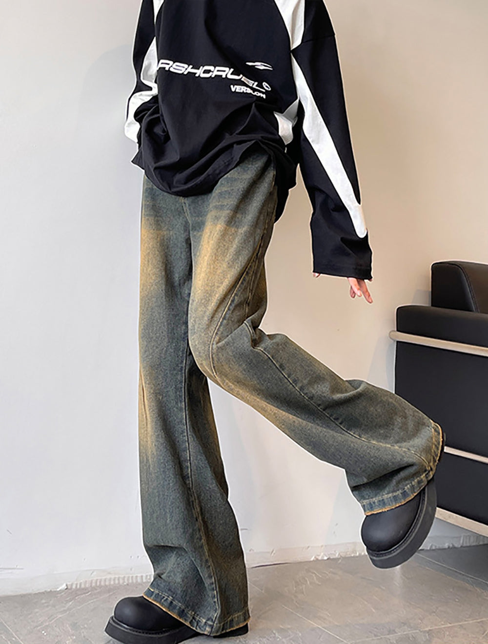 Men Wide Leg Fade Jeans
