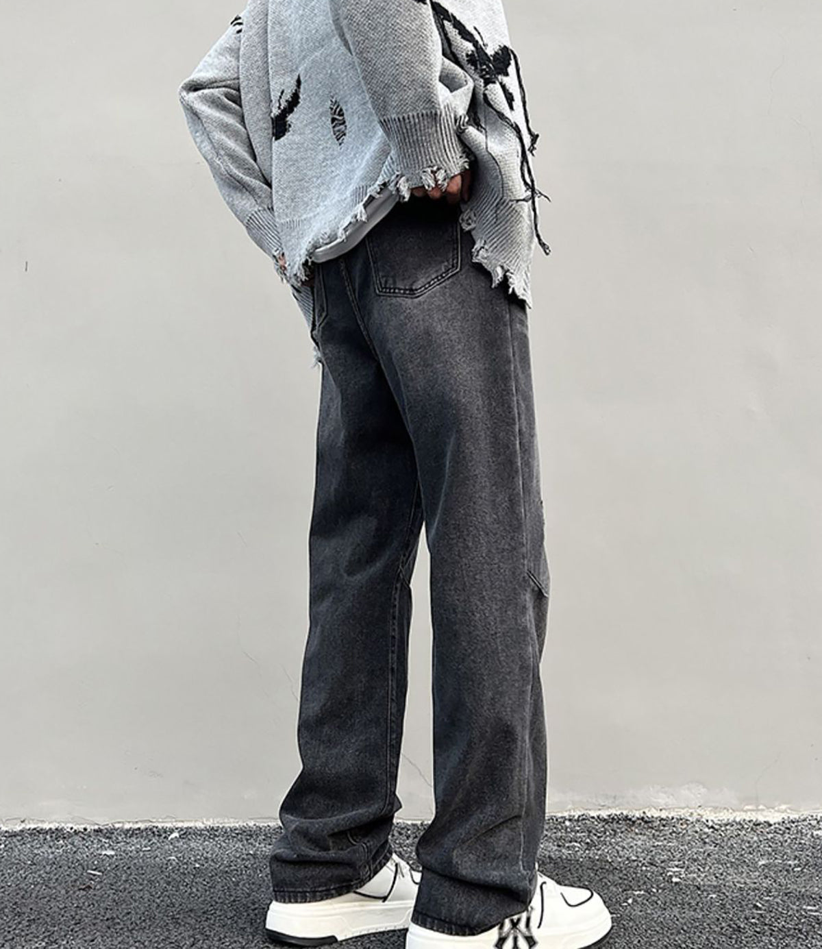 Men Regular Fit Mid-Rise Light Fade Jeans