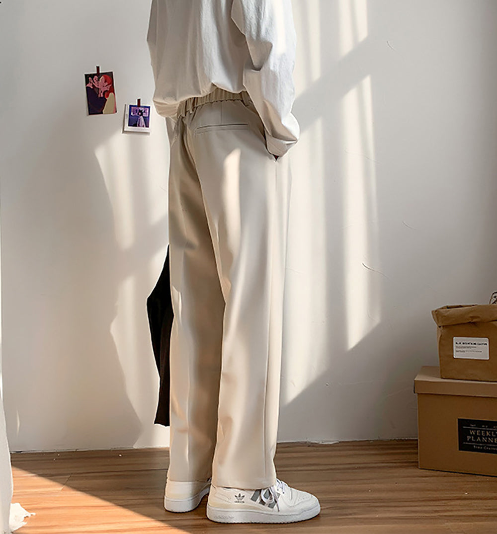 Men Easy Wash Mid-Rise Regular Trousers