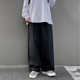 Men Loose Fit Easy Wash Pleated Chinos Trousers