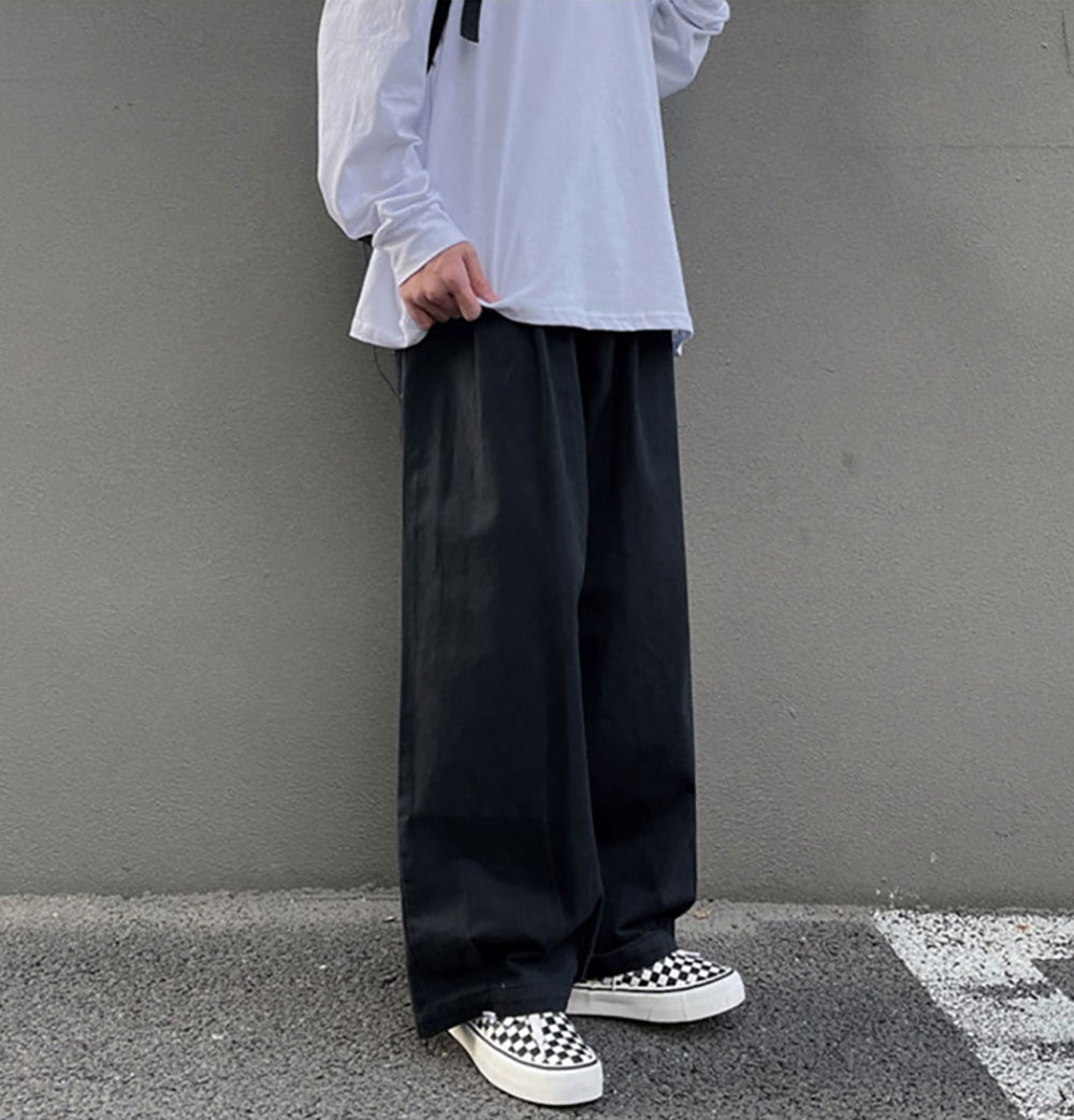Men Loose Fit Easy Wash Pleated Chinos Trousers