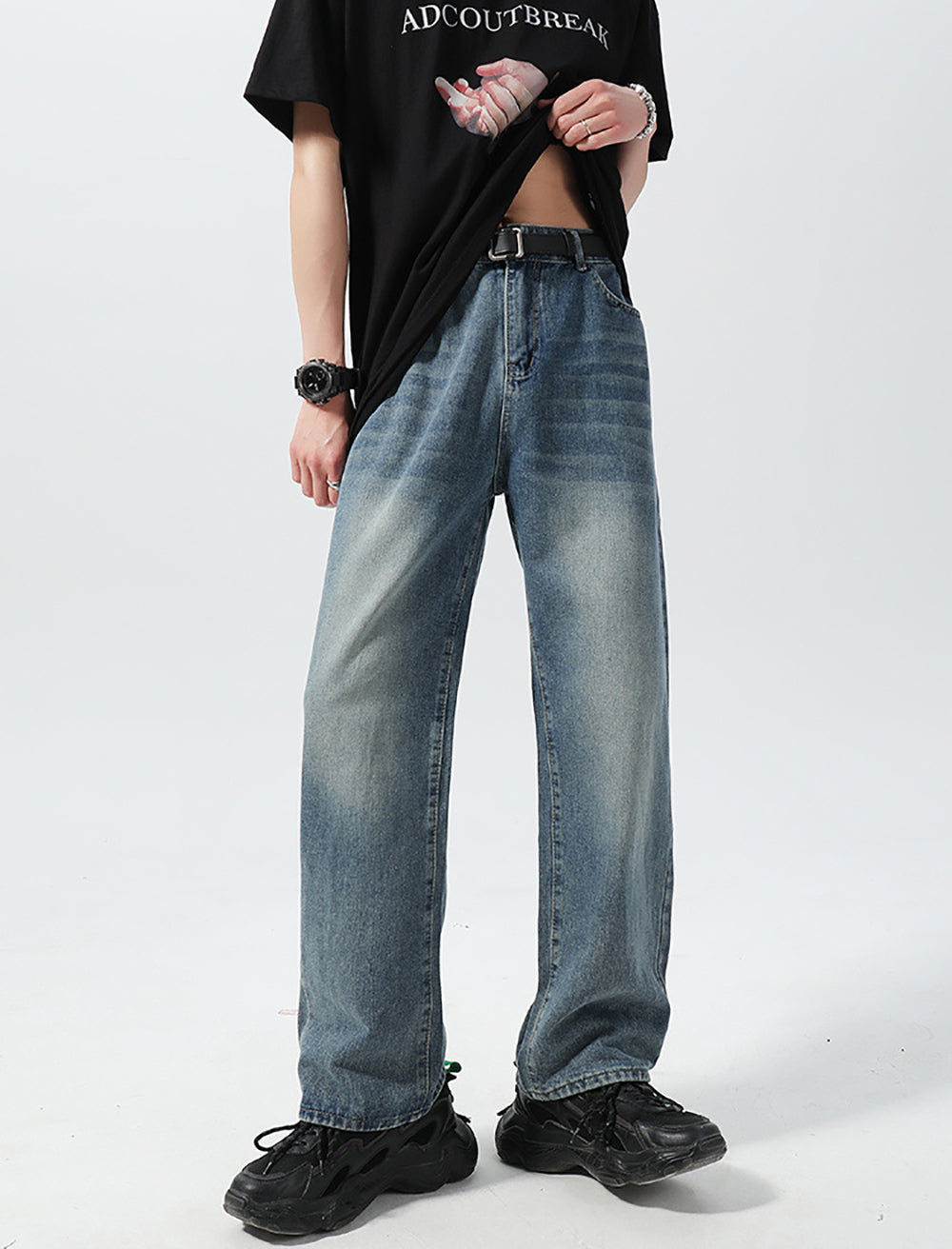 Men Relaxed Fit Light Fade Jeans