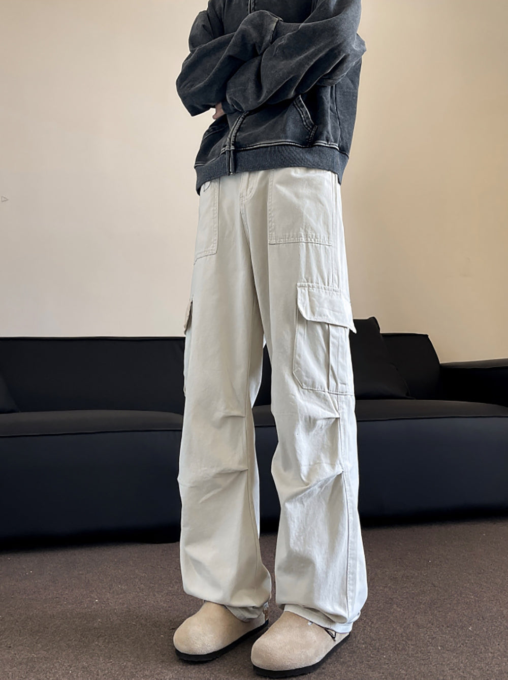 Men Loose Fit Easy Wash Cargo Trousers