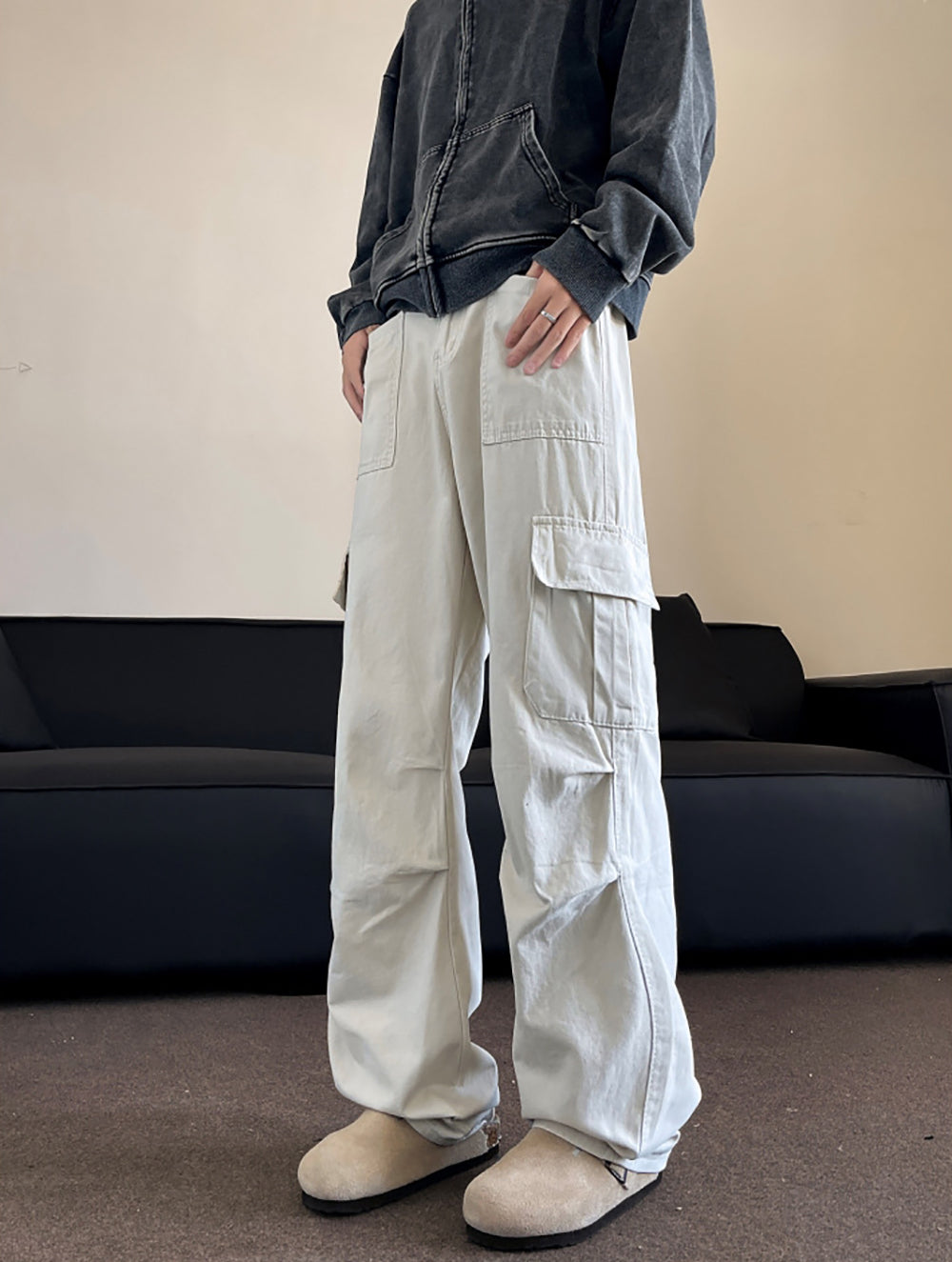 Men Loose Fit Easy Wash Cargo Trousers
