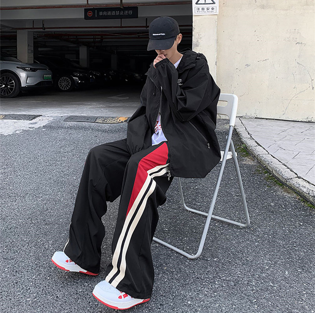 Men Colourblocked Loose Fit Wide Leg Trousers