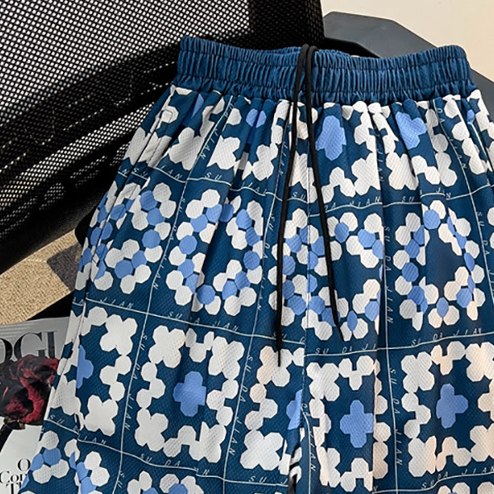 Men Floral Printed Mid-Rise  Regular Fit Cotton Shorts