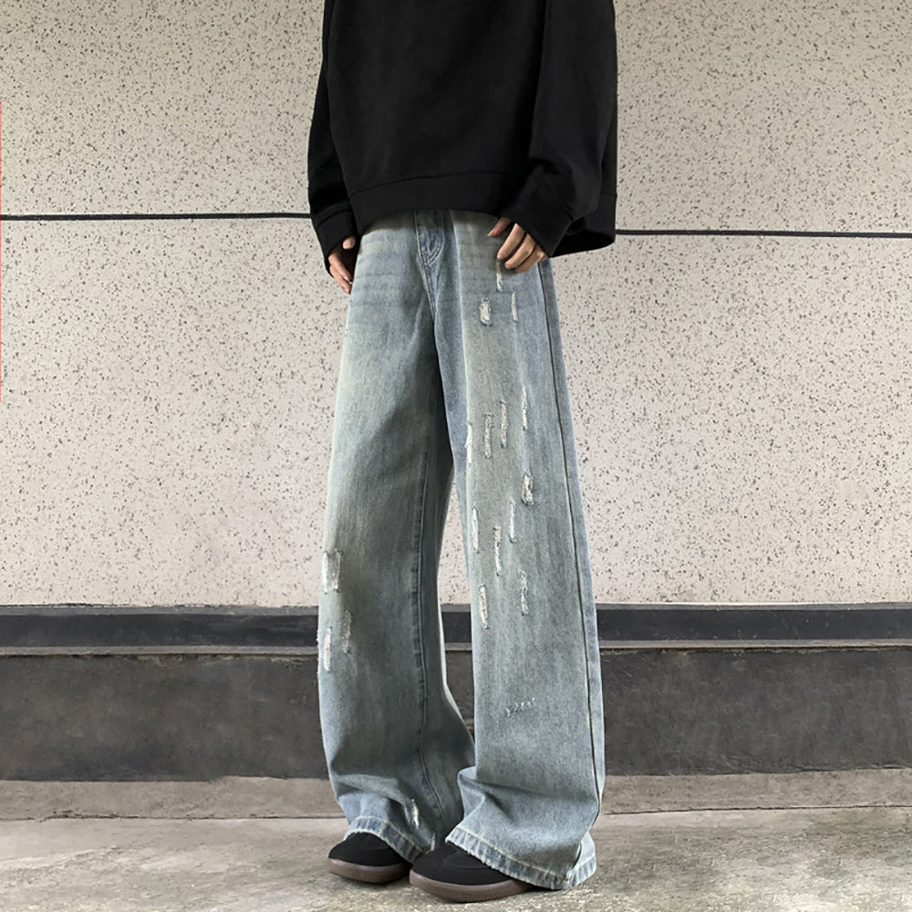 Men Mildly Distressed Light Fade Jeans