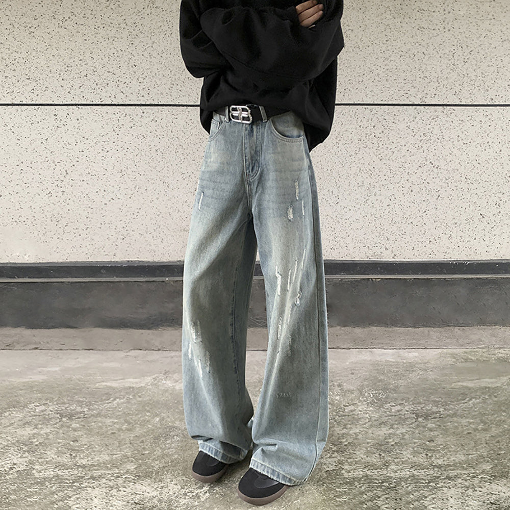 Men Mildly Distressed Light Fade Jeans