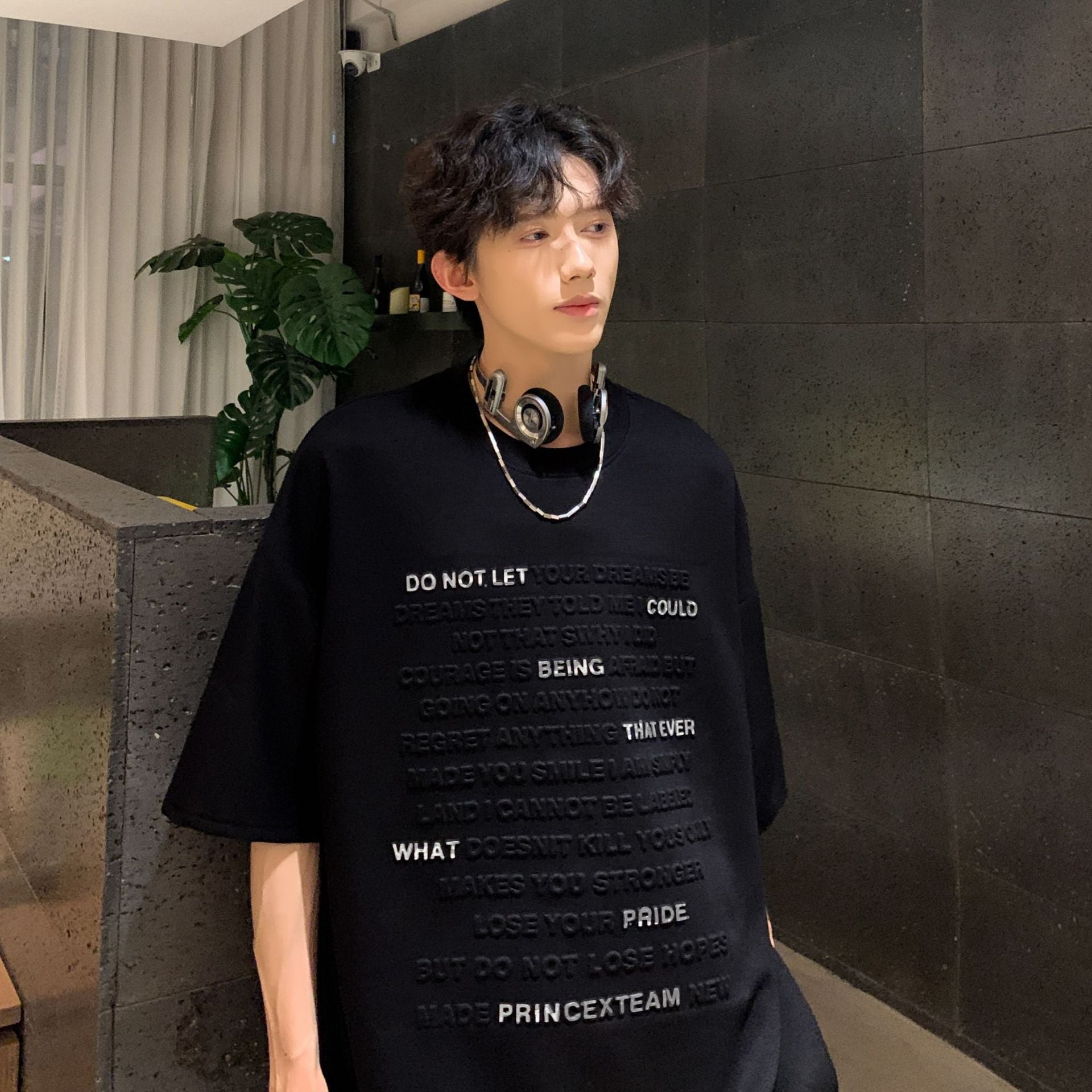 Men Solid Round Neck T-shirt
