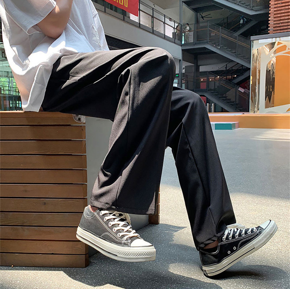 Men Loose Fit Easy Wash Wide Leg Trousers