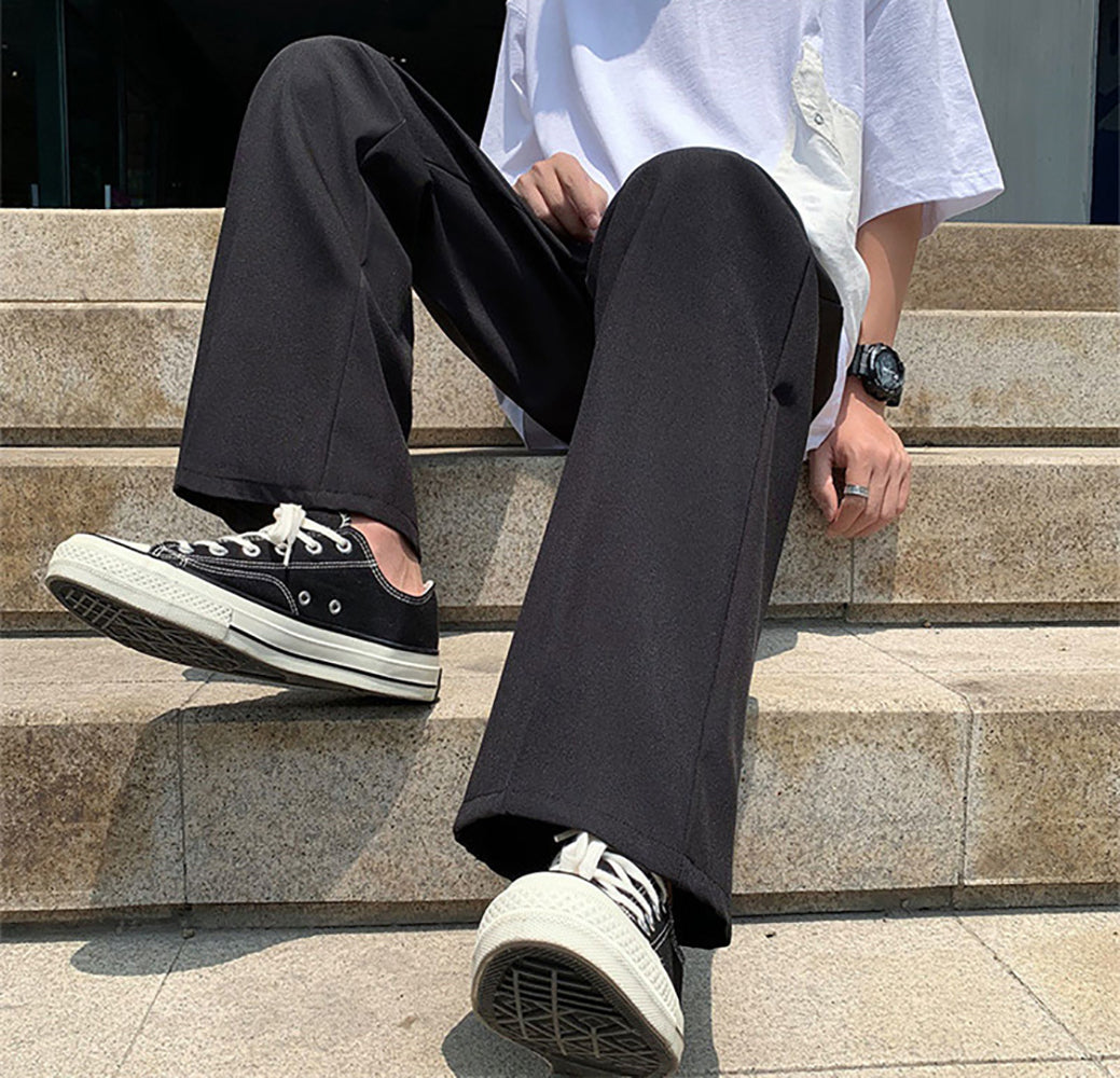 Men Loose Fit Easy Wash Wide Leg Trousers