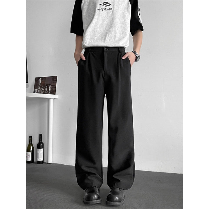 Men Straight Fit Mid-Rise Easy Wash Pleated Parallel Trousers