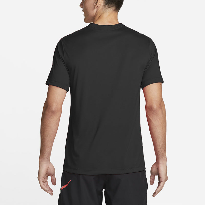 Men Solid Round Neck T-shirt