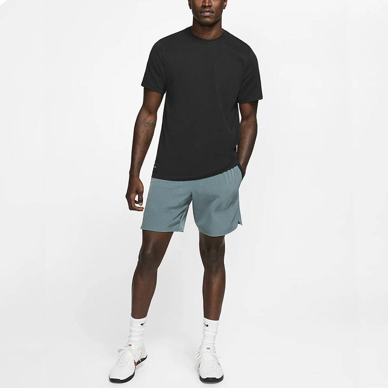 Men Solid Round Neck T-shirt