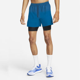 Men Solid Mid-Rise Shorts