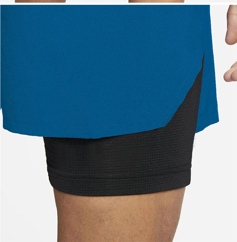Men Solid Mid-Rise Shorts
