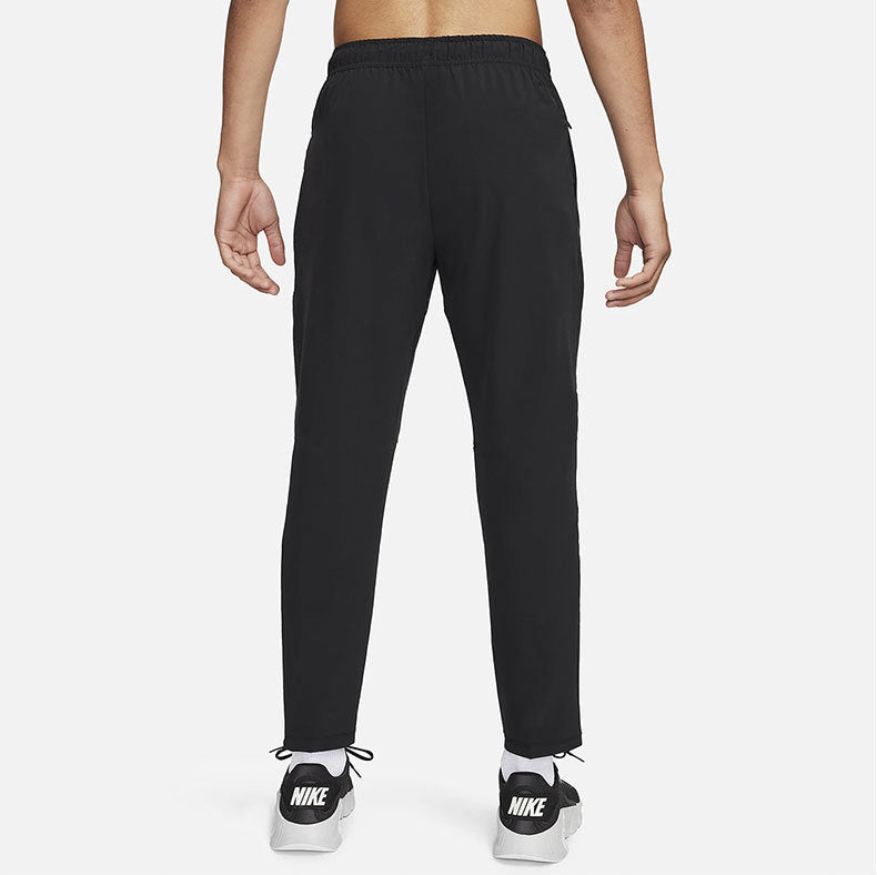 Men Colourblocked Mid Rise Relexed Fit Regular Trousers