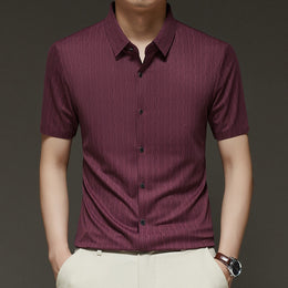 Men Vertical Striped Spread Collar Casual Shirt