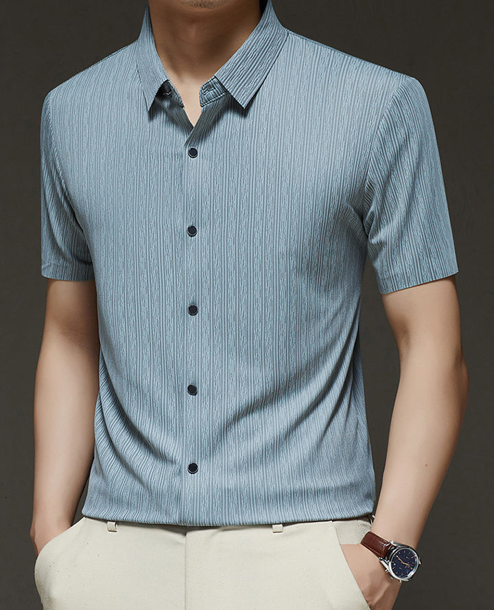 Men Vertical Striped Spread Collar Casual Shirt