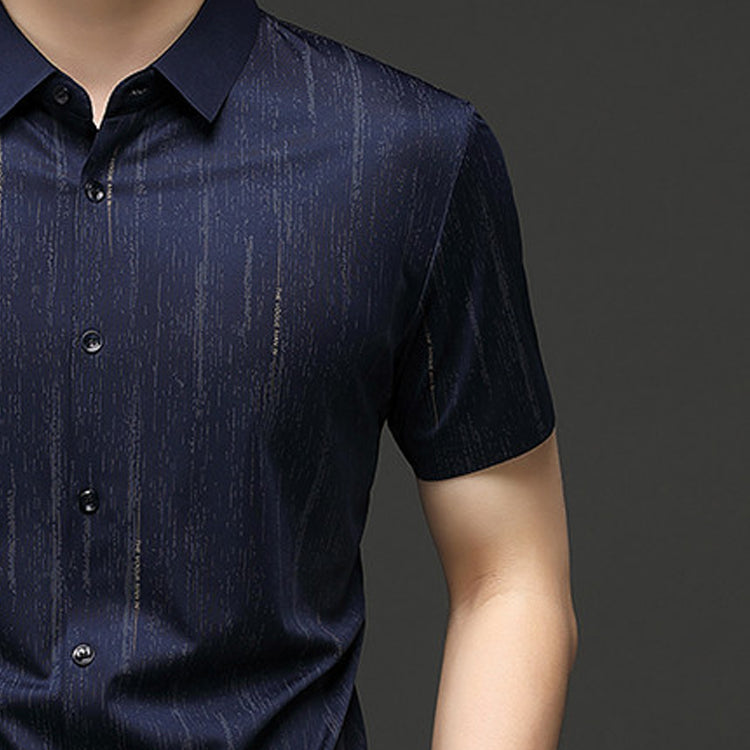 Men Vertical Striped Spread Collar Casual Shirt