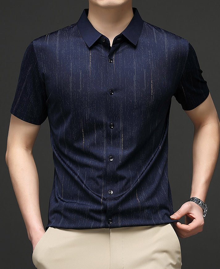Men Vertical Striped Spread Collar Casual Shirt