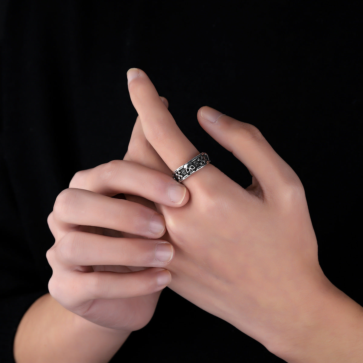 Silver-Plated Round Shape Oxidized Finger Ring