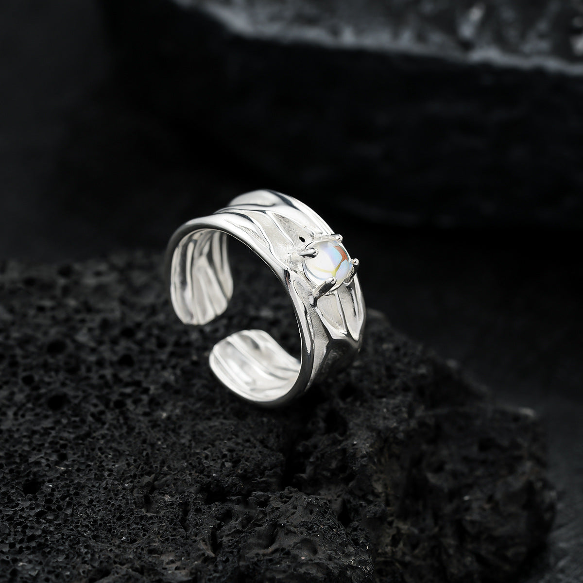 Men Silver-Plated Stone-Studded Textured Adjustable Finger Ring