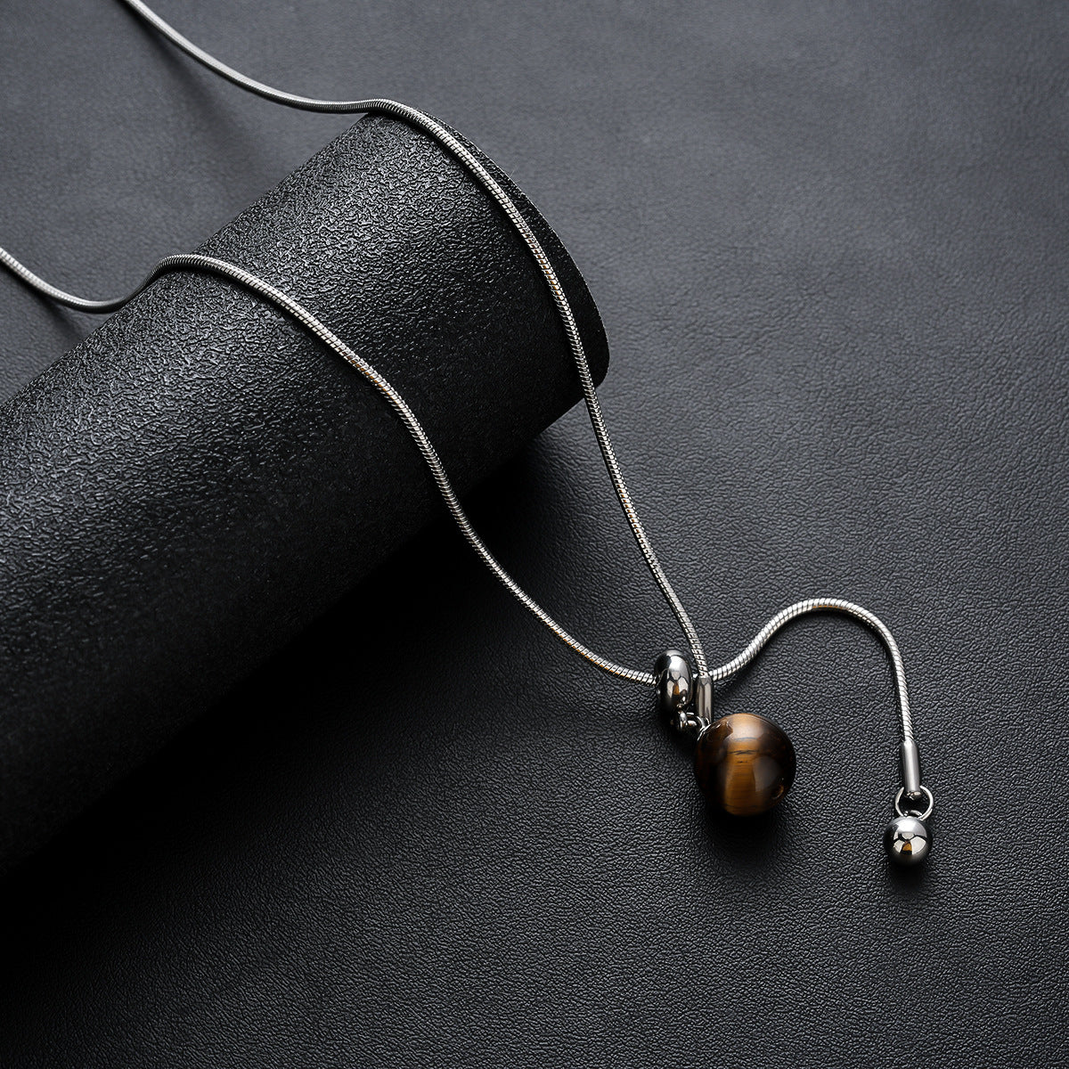 Stainless Steel Silver-Plated Artificial Stones Minimal Necklace