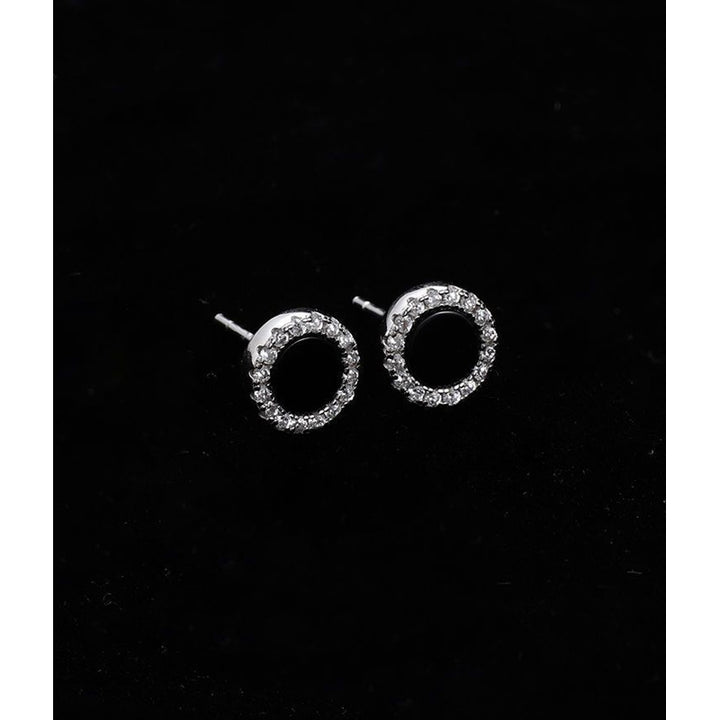 Stainless Steel Silver Plated Studded Circular Shaped Studs