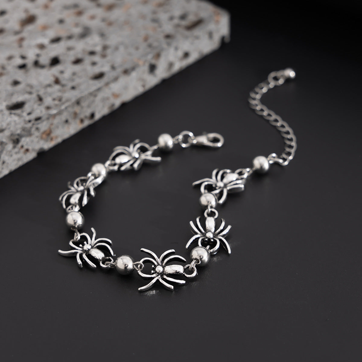 Men Silver-Plated Wraparound Bracelet