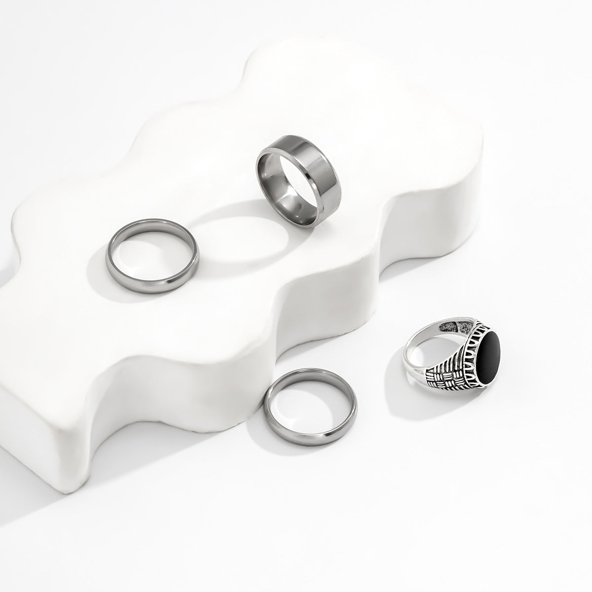 Men Pack of 4 Silver-Plated Stone Studded Finger Rings