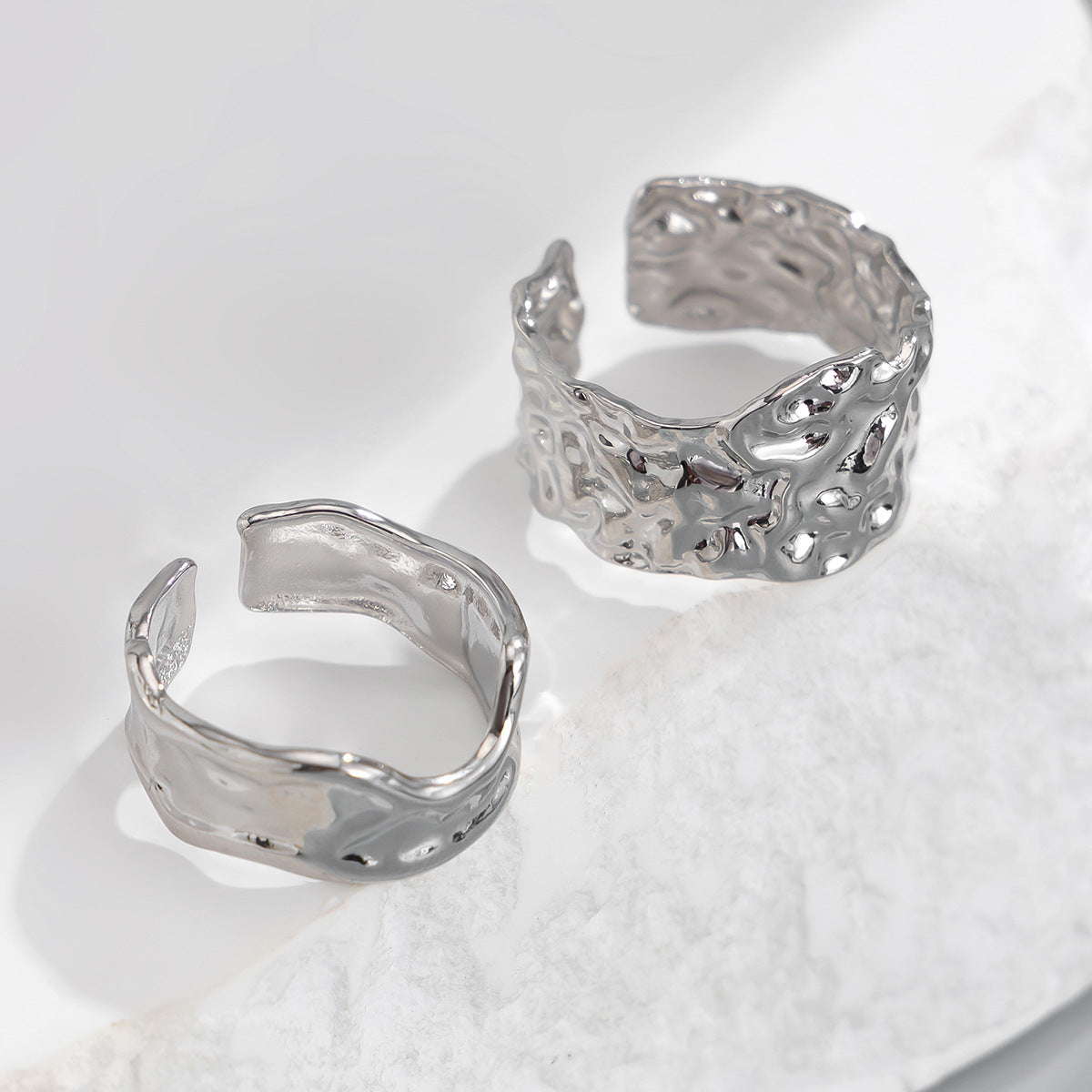 Men Set Of 2 Silver-Plated Textured Adjustable Finger Rings