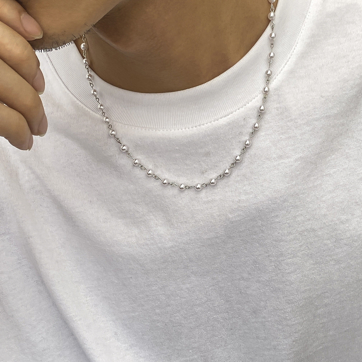 Silver-Plated Pearls Beaded Minimal Necklace