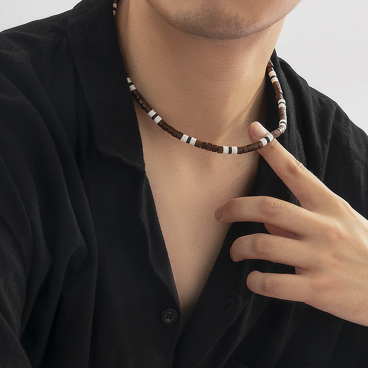 Women Silver-Plated Enamelled Necklace