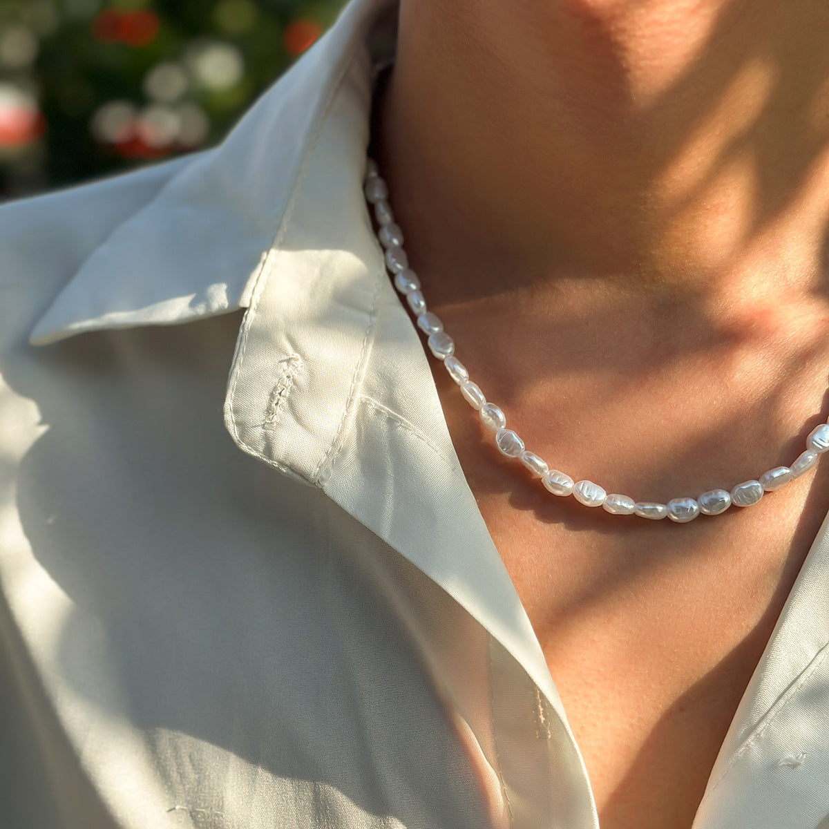 Women Silver-Plated Enamelled Necklace