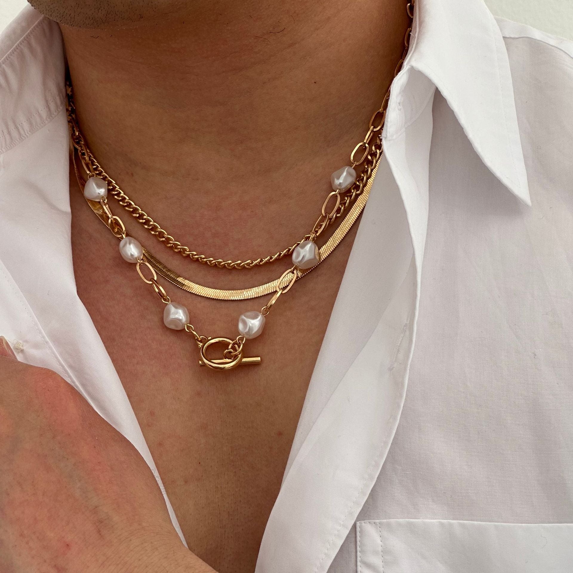 SEt Of 3 Gold-Plated Artificial Baeded MInimal Necklace