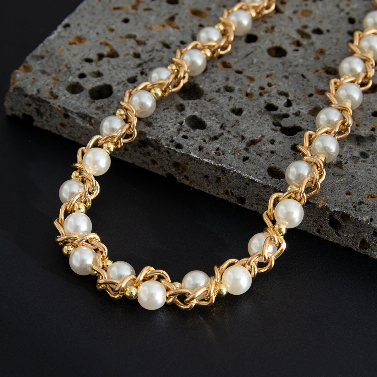 Gold-Plated Pearls Beaded Minimal Necklace