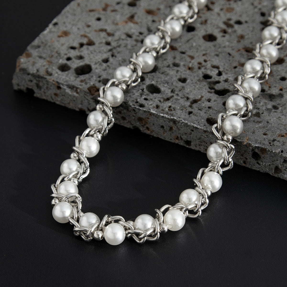 Silver-Plated Artificial Stones Beaded Necklace