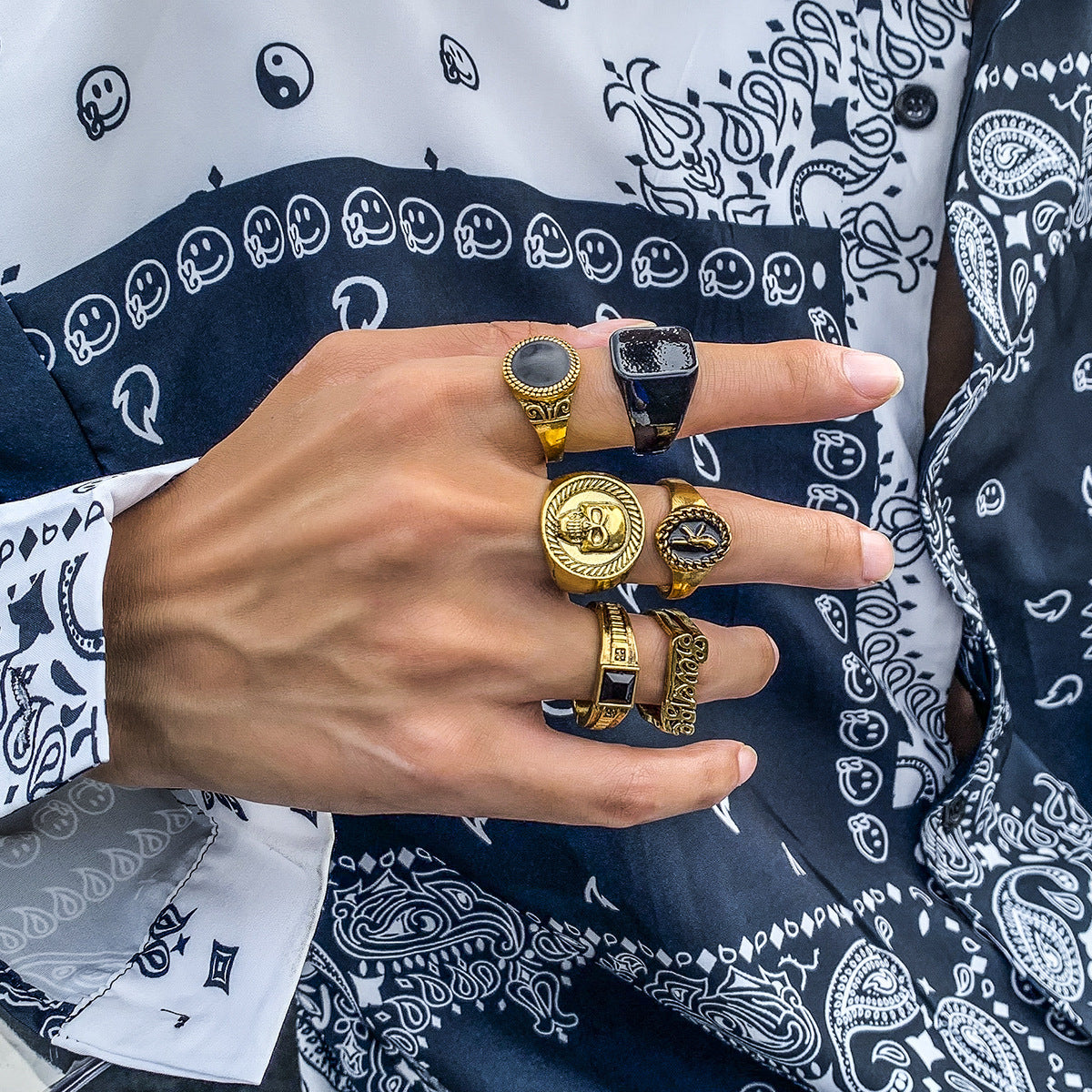 Men Pack Of 6 Gold-Plated Stone Studded Finger Rings