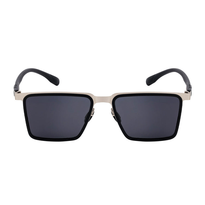 Men Polarised and UV Protected Lens Square Sunglasses
