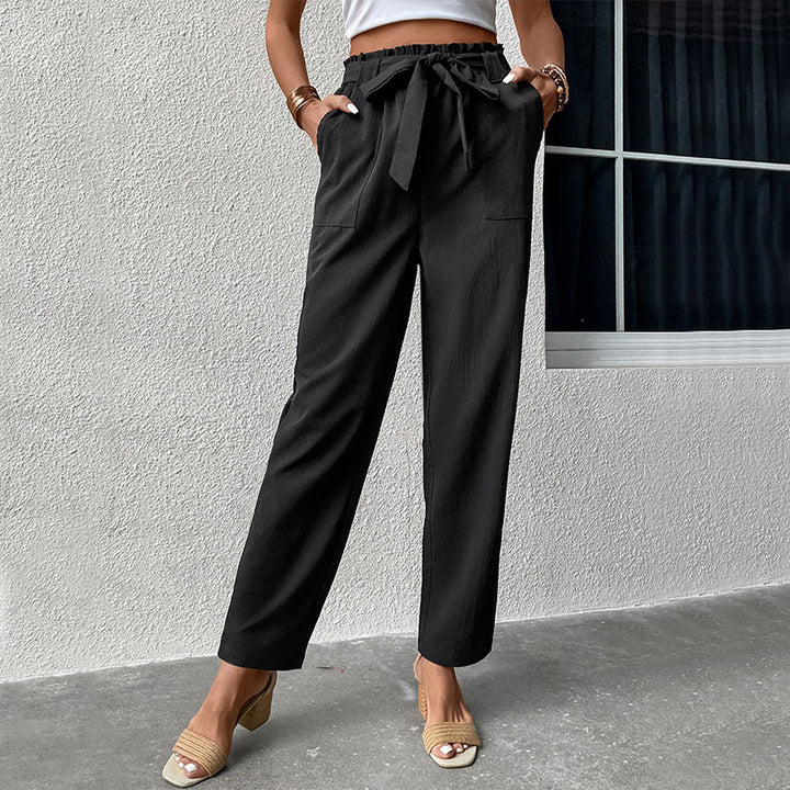 Women Black Loose Fit Easy Wash Pleated Trousers