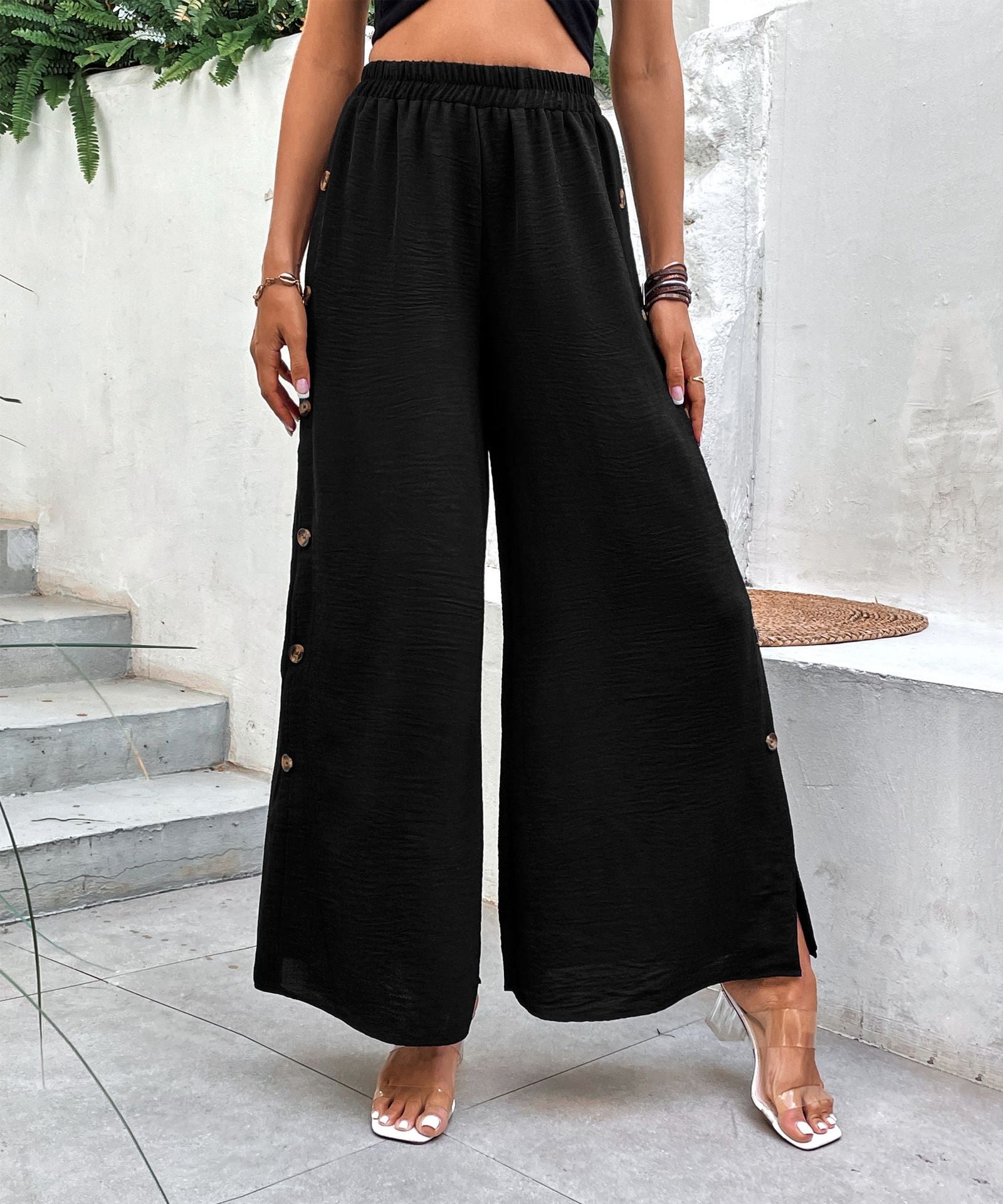 Women Loose Fit Mid-Rise Easy Wash Pleated Culottes Trousers